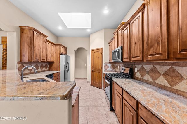 2026 El Presidio Drive, Las Cruces, NM 88011