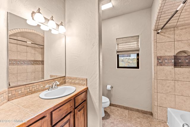 2026 El Presidio Drive, Las Cruces, NM 88011