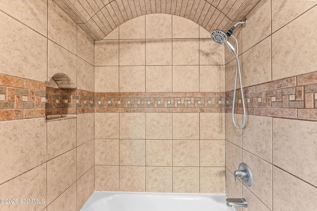 2026 El Presidio Drive, Las Cruces, NM 88011