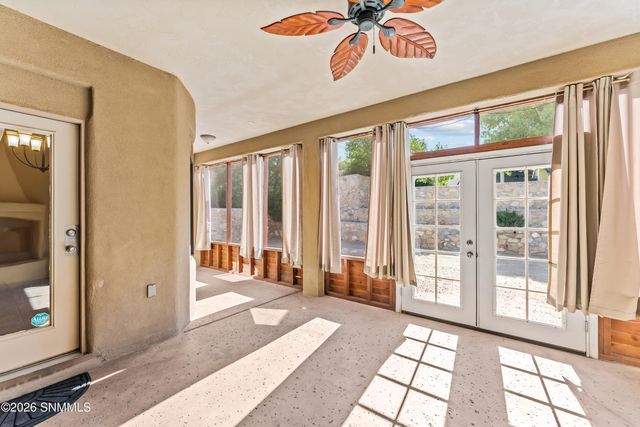 2026 El Presidio Drive, Las Cruces, NM 88011