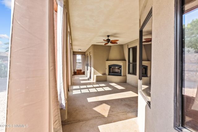 2026 El Presidio Drive, Las Cruces, NM 88011