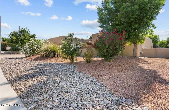 2026 El Presidio Drive, Las Cruces, NM 88011