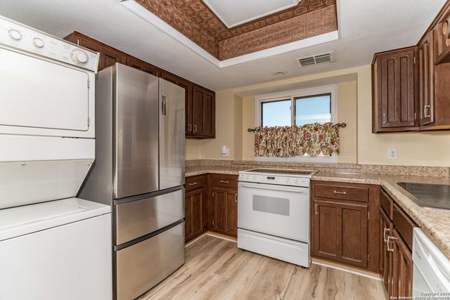 14122 Churchill Estates Blvd Apt 1402, San Antonio, TX 78248