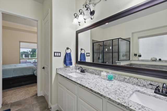 1330 Billingsley Drive, Waxahachie, TX 75167