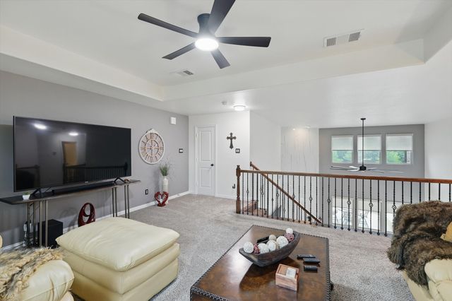 1330 Billingsley Drive, Waxahachie, TX 75167
