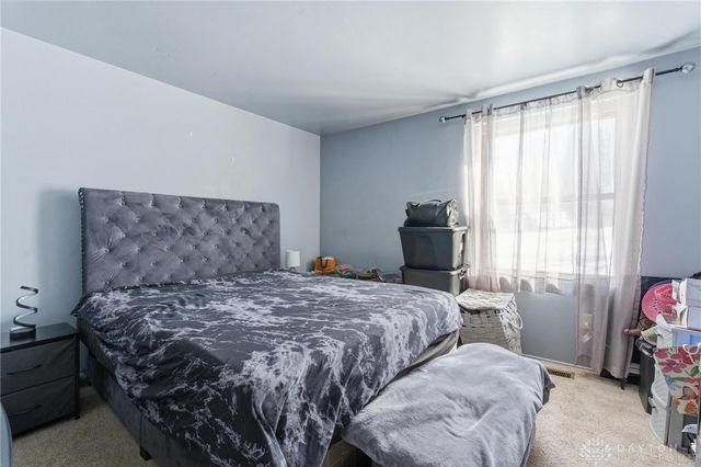 30 Sunnybrook Court, Dayton, OH 45426