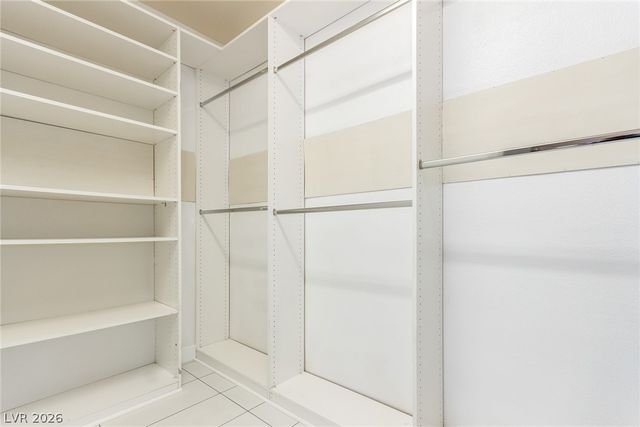 2000 Jade Creek Street 202, Las Vegas, NV 89117