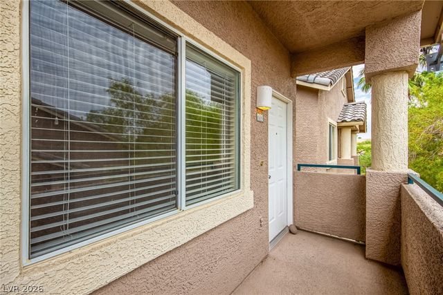 2000 Jade Creek Street 202, Las Vegas, NV 89117