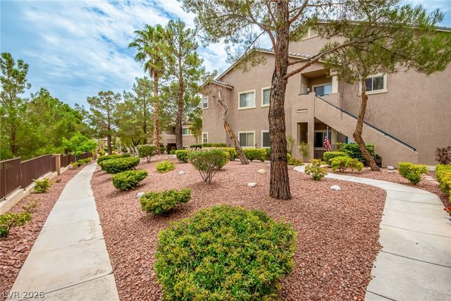 2000 Jade Creek Street 202, Las Vegas, NV 89117