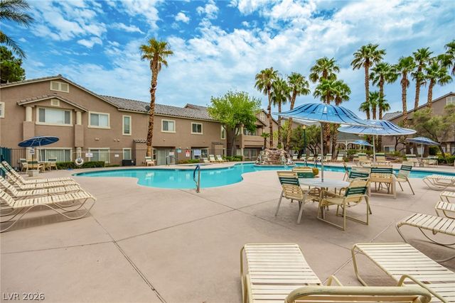 2000 Jade Creek Street 202, Las Vegas, NV 89117