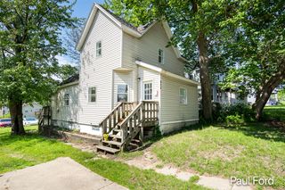 924 Hall Street, Grand Rapids, MI 49507