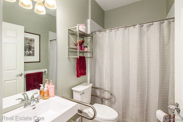 3991 Rainier Drive 1, Howell, MI 48843