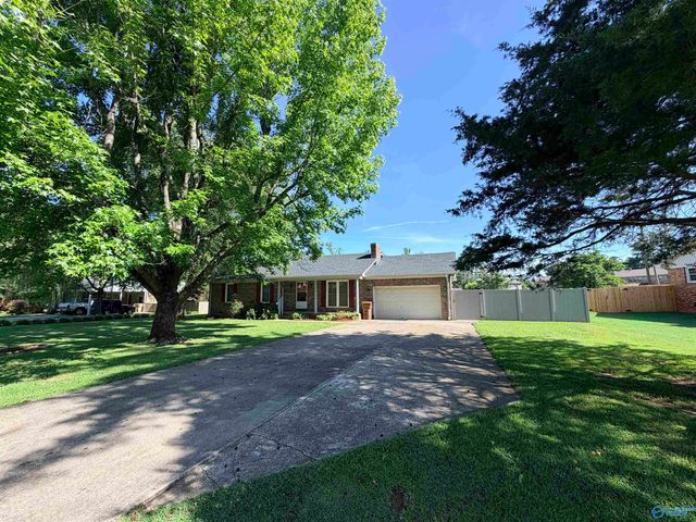 105 Edna Street, Moulton, AL 35650