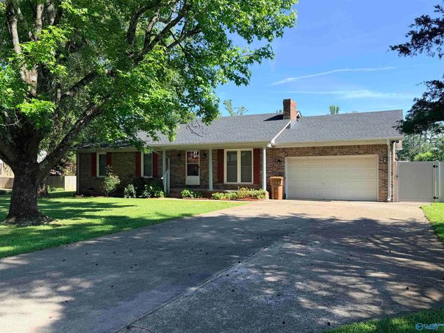 105 Edna Street, Moulton, AL 35650