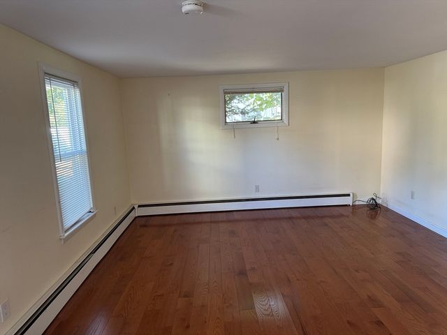 23 Wales St 1, Abington, MA 02351