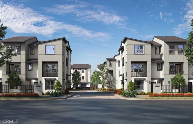 12719 Azure Way 25, Hawthorne, CA 90250