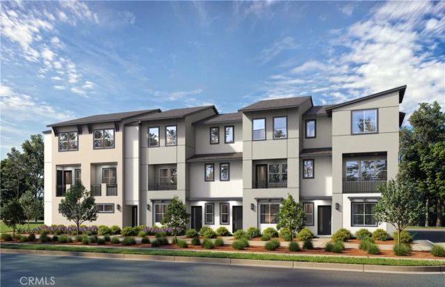 12719 Azure Way 25, Hawthorne, CA 90250