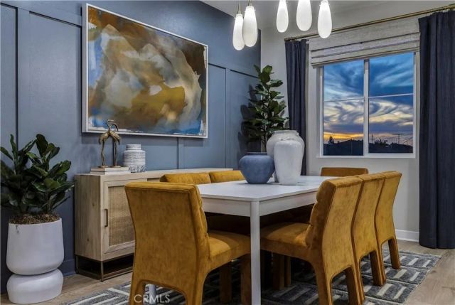 12719 Azure Way 25, Hawthorne, CA 90250