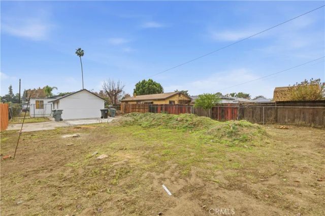 13239 2nd, Chino, CA 91710
