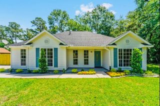 11844 Oakridge Manor Drive, Willis, TX 77318