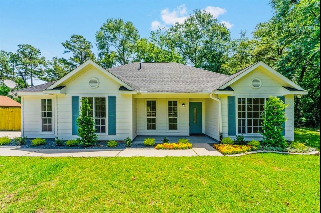 11844 Oakridge Manor Drive, Willis, TX 77318