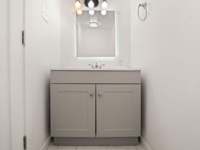 1314 Oak Dr, Leesville, LA 71446