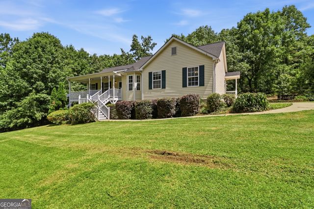611 Rocky Hollow Road SW, Cave Spring, GA 30124