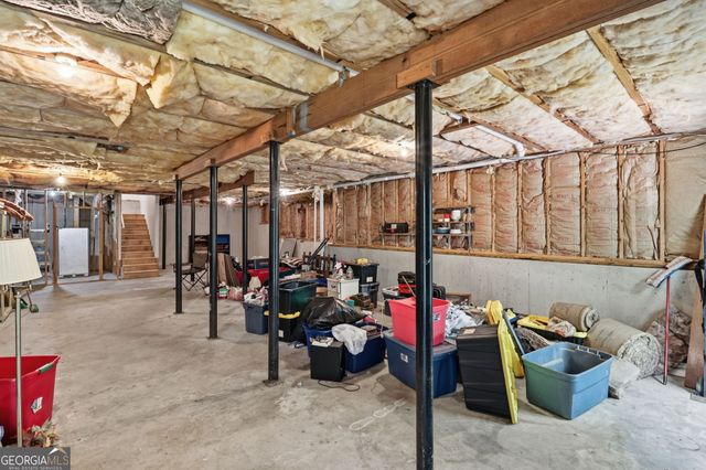 611 Rocky Hollow Road SW, Cave Spring, GA 30124
