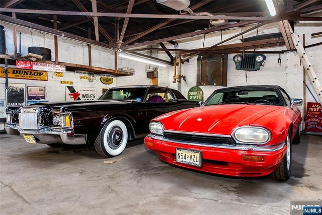 307 Paterson Avenue, East Rutherford, NJ 07073