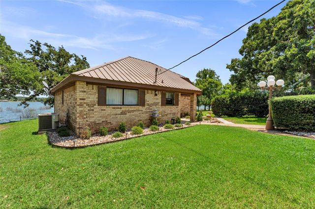 386 Lake Loop, Tow, TX 78672
