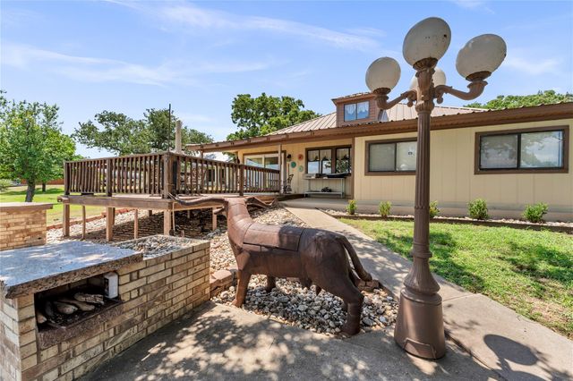 386 Lake Loop, Tow, TX 78672