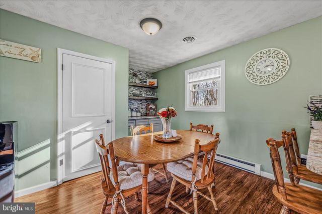 199 DOVE LN, Falling Waters, WV 25419