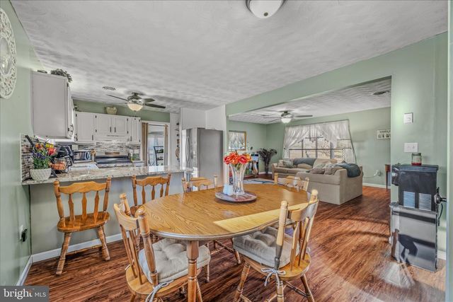 199 DOVE LN, Falling Waters, WV 25419