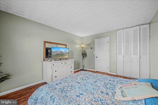 199 DOVE LN, Falling Waters, WV 25419