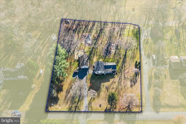 199 DOVE LN, Falling Waters, WV 25419