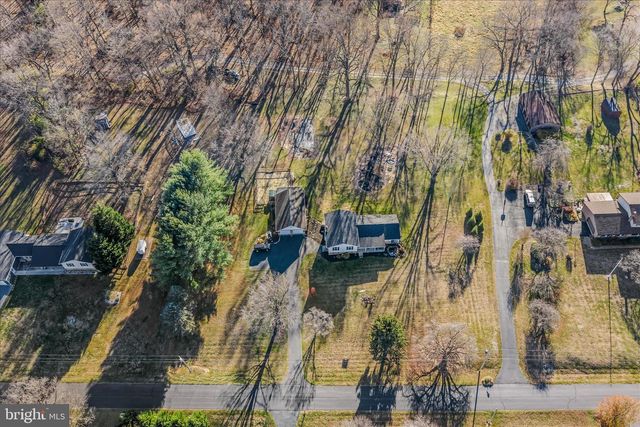 199 DOVE LN, Falling Waters, WV 25419