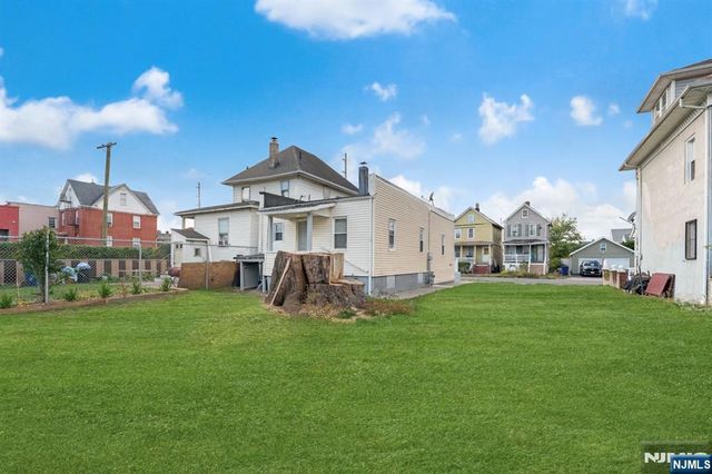 52 State Street, Hackensack, NJ 07601