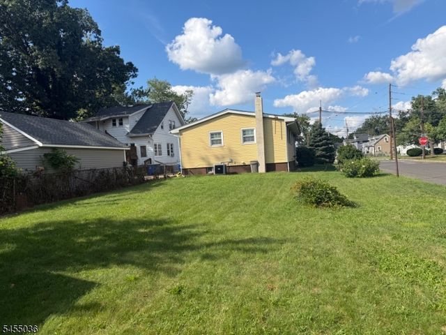 96 Southside Ave, Somerville Boro, NJ 08876