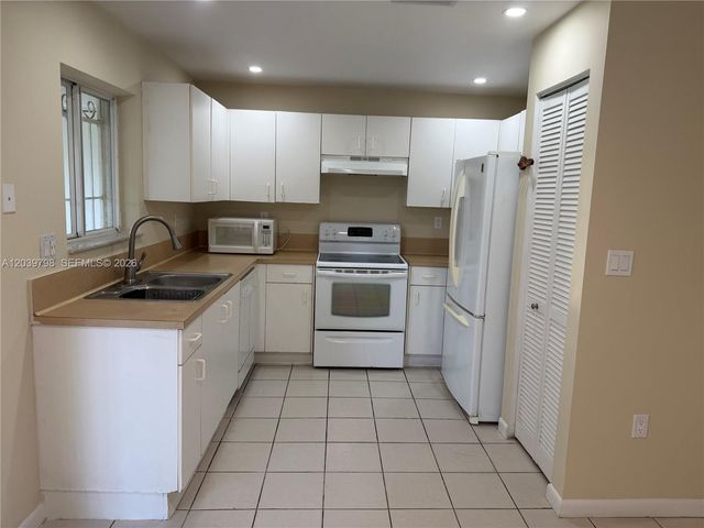 17740 SW 103rd Avenue 0, Miami, FL 33157