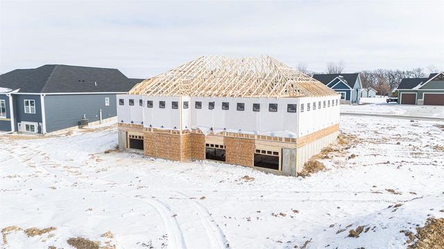 909 Red Hawk Drive, Milton, WI 53563