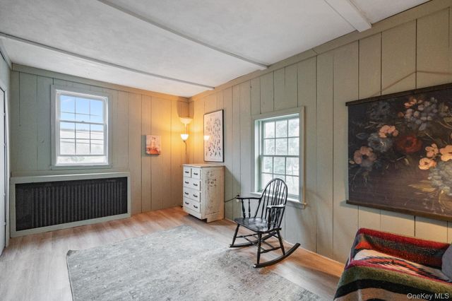 170 North Country Road, Miller Place, NY 11764