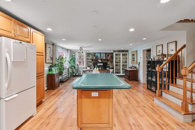 170 North Country Road, Miller Place, NY 11764