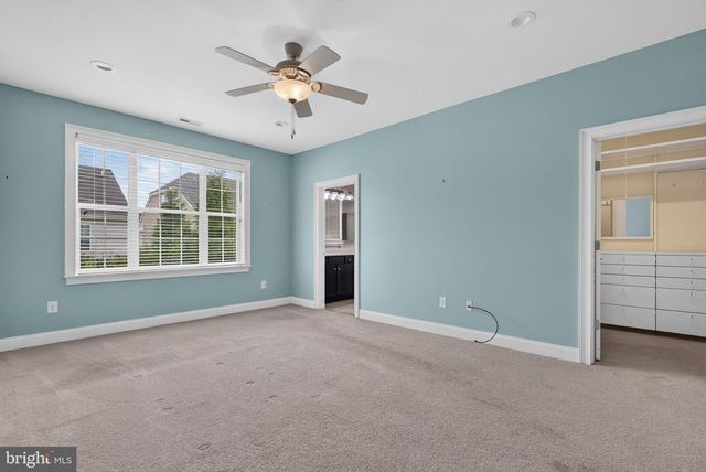 34 LANGPORT DR, Medford, NJ 08055
