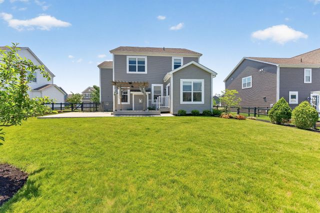 4032 Stonehill Way, Powell, OH 43065