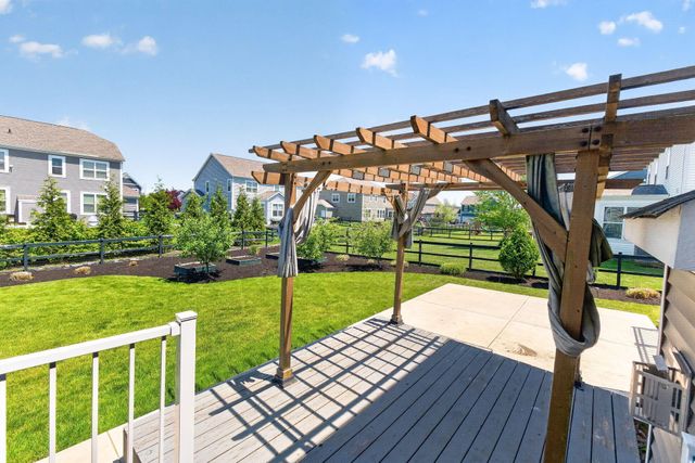 4032 Stonehill Way, Powell, OH 43065