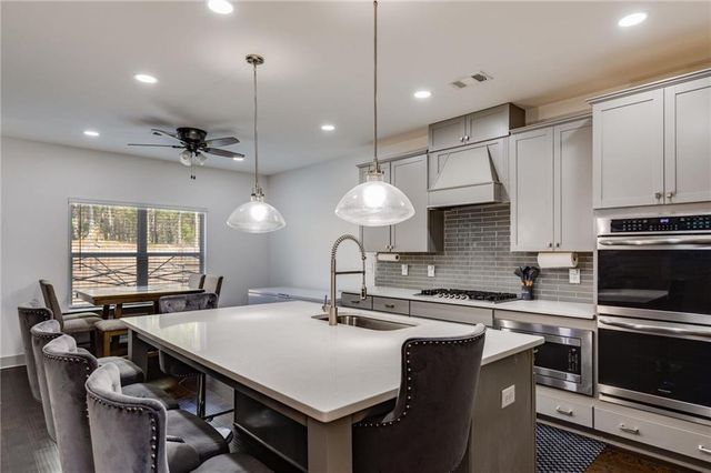 245 Crestbrook Lane, Dallas, GA 30157