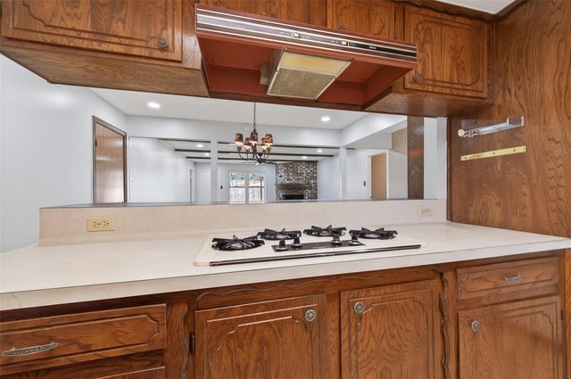 3414 Lemon Tree Ln, Houston, TX 77088