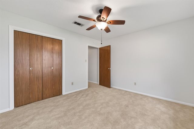 3414 Lemon Tree Ln, Houston, TX 77088