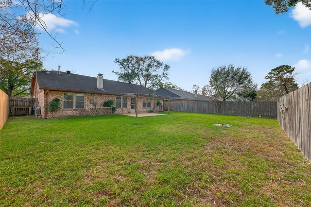3414 Lemon Tree Ln, Houston, TX 77088