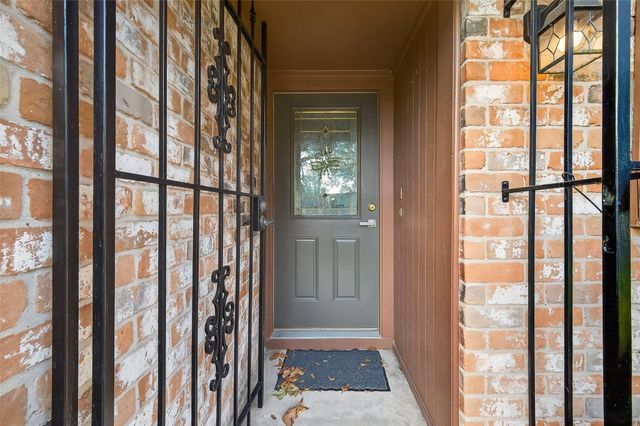 3414 Lemon Tree Ln, Houston, TX 77088